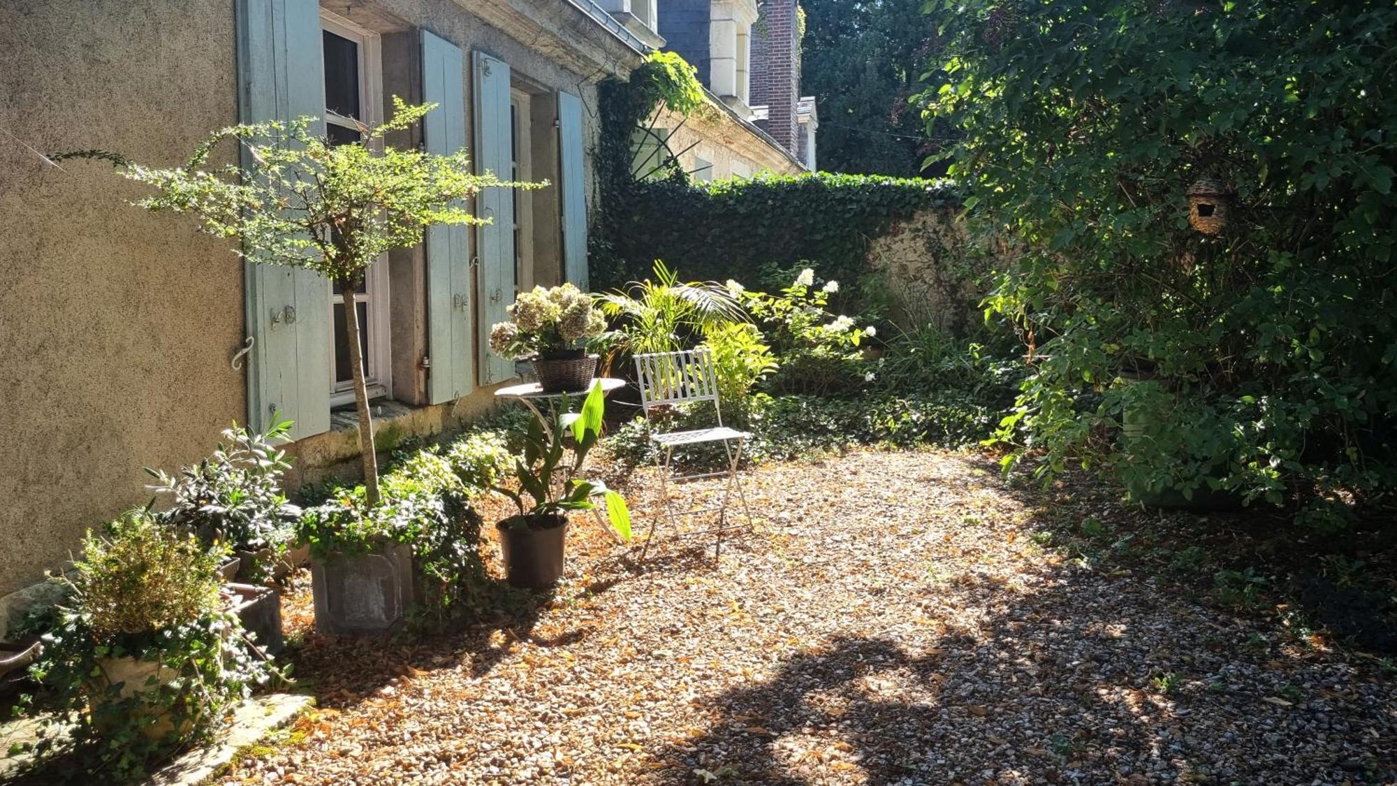 La Maison Céladon Prunay-Cassereau Exterior foto